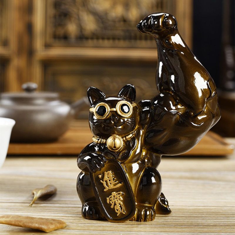 Maneki Neko Statuette