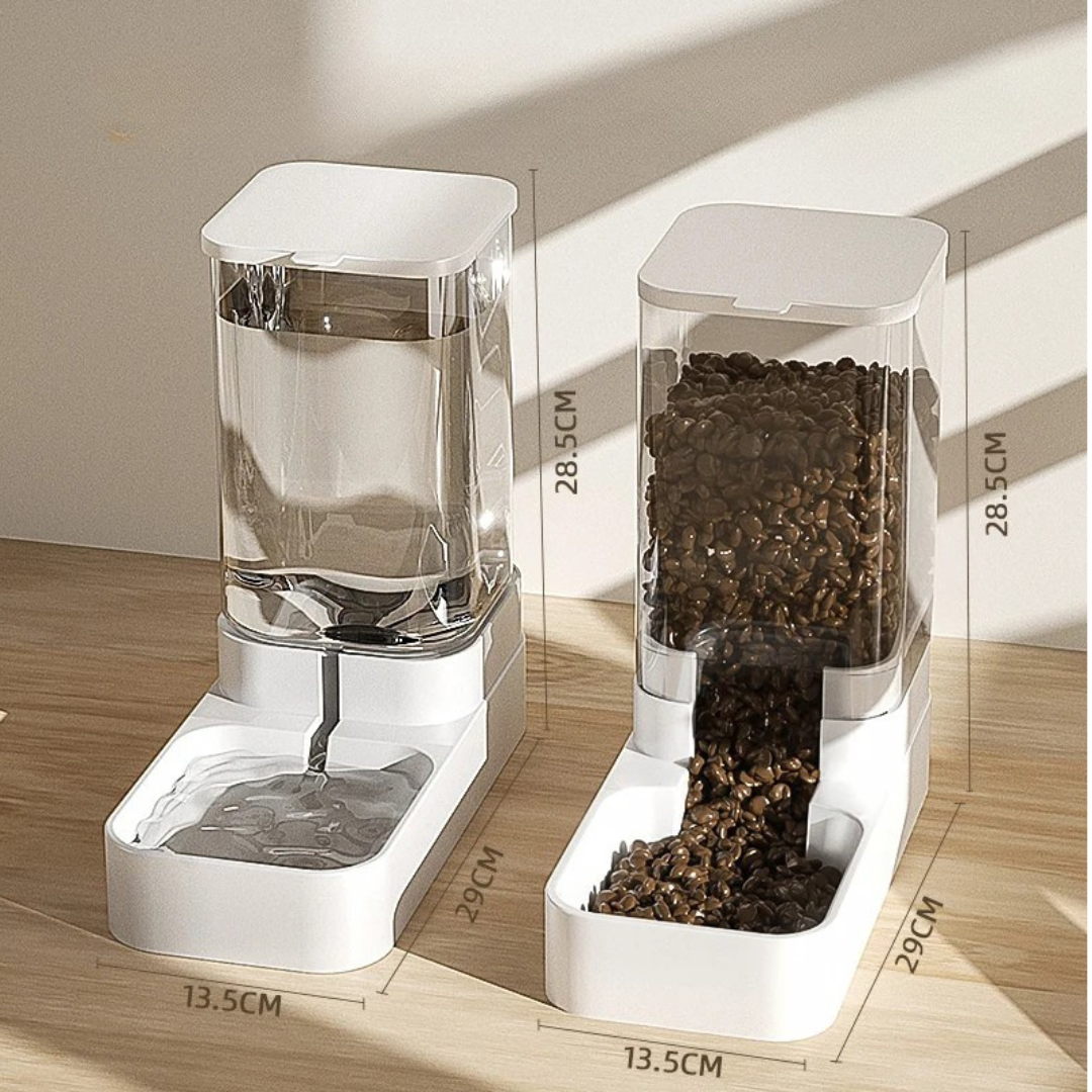 distributeurs-de-croquettes-et-d-eau-pour-chat