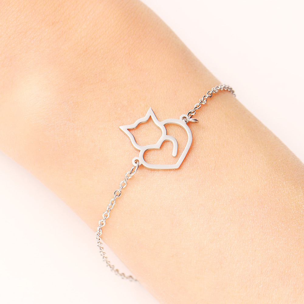 Bracelet chat en forme de coeur