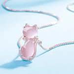 Pendentif chat en pierre de cristal rose pour femme
