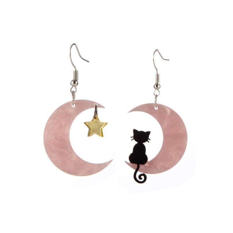 Boucles d'oreilles chat noir sur la demi-lune